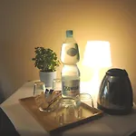 Centrum Turystyki Niekonwencjonalnej 리조트 *
