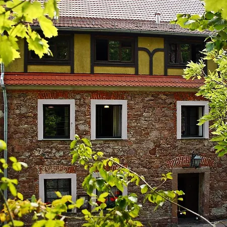Centrum Turystyki Niekonwencjonalnej 度假村 *